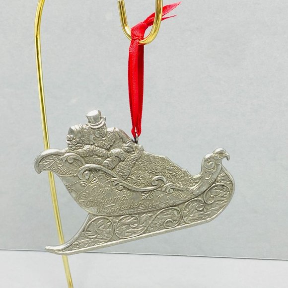 Our Christmas Together Hallmark Keepsake Ornament 1997 Couple Sleigh Ride - Picture 3 of 8